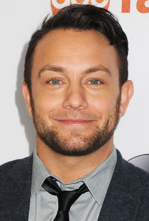 Jonathan Sadowski - Poster / Capa / Cartaz - Oficial 2