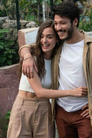 Poster de Episódio 8. Bölüm (FINAL) (2021)