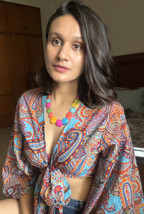 Karishma Singh - Poster 1