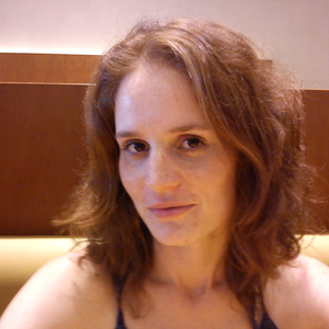 Foto de perfil de Flávia Bueno