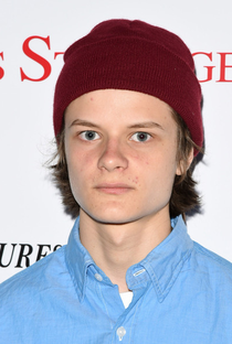 Charlie Tahan - Poster / Capa / Cartaz - Oficial 1