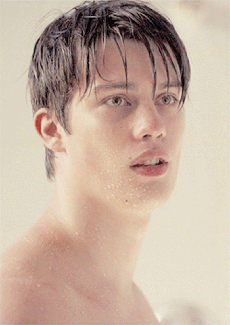 Nicholas Galitzine - Foto 9