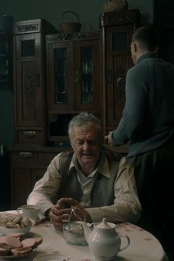 Poster de Episódio Серия 4. Карась (2021)