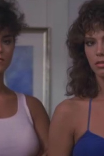 Poster de Episódio Bullets and Bikinis (1984)