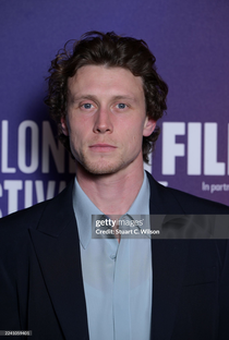 George MacKay - Poster 1