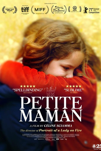  de Filme Pequena Mamãe (2021)