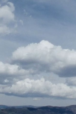 Poster 1 de Curta Hilltop with Clouds (Cévennes) (2014)