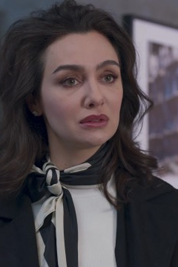 Poster de Episódio 8. Bölüm (2022)