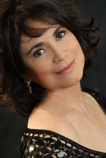 Regina Duarte - Poster 1