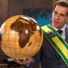 O Candidato Honesto 2 e uma crítica à política brasileira