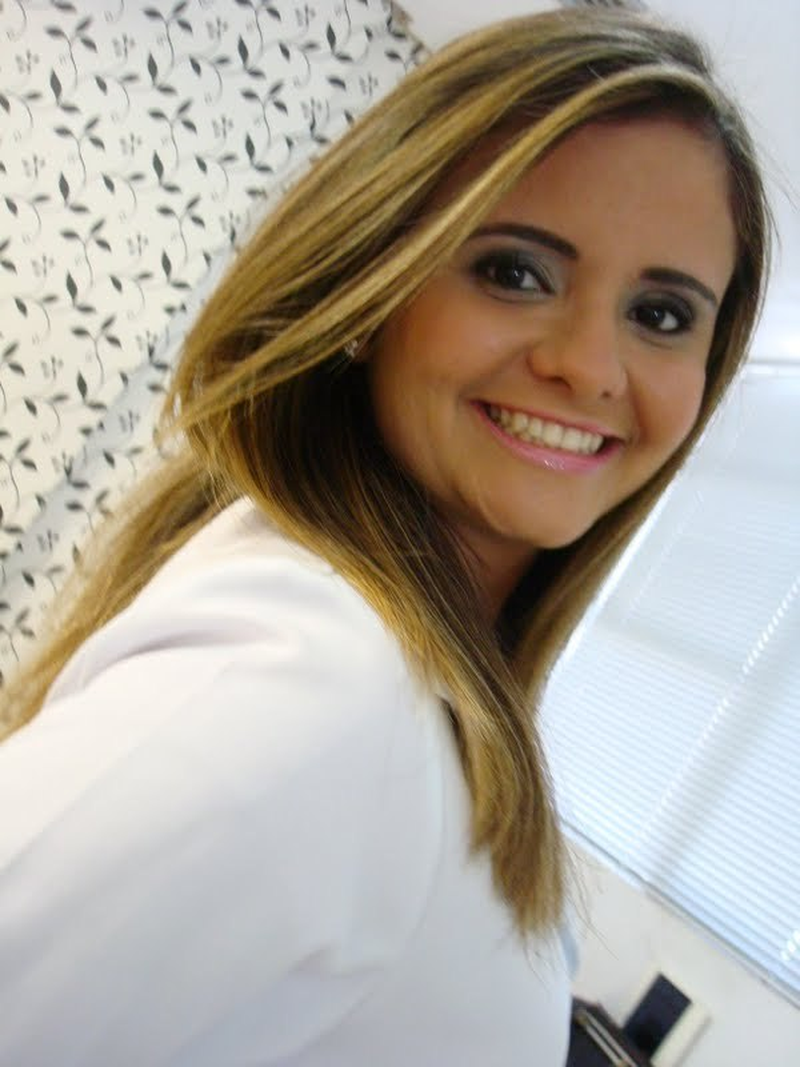 Suellen Almeida - Foto 1