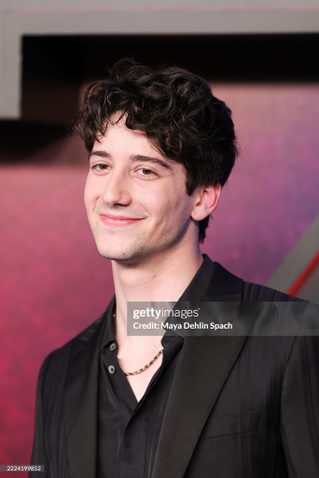 Milo Manheim (6 de Março de 2001) | Artista | Filmow