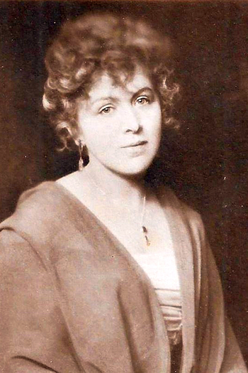  de Curta Er rechts, sie links (1915)