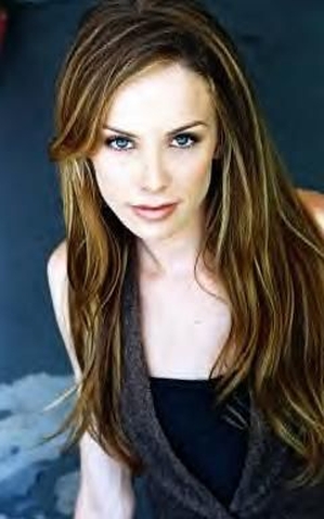 Alex McKenna (I) (15 de Outubro de 1984) | Artista | Filmow