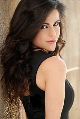 Carol Anne Watts | Artista | Filmow