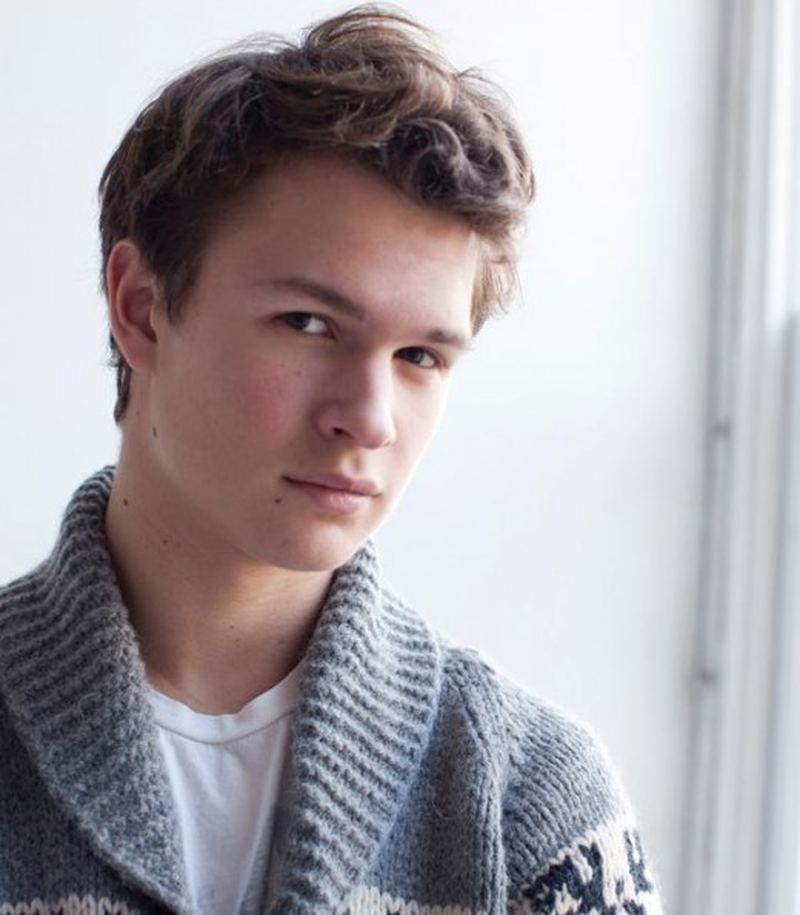 Ansel Elgort - Foto 6