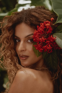 Gabriela Loran - Poster 1