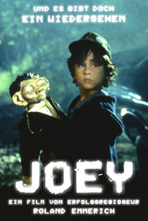 Joey: Fazendo Contato - Poster / Capa / Cartaz - Oficial 3