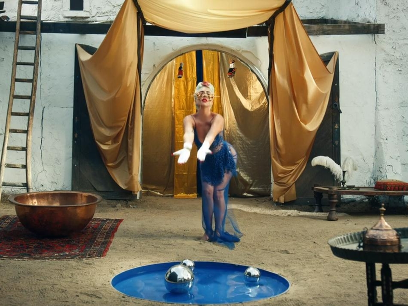 Foto 4 de Lady Gaga: 911