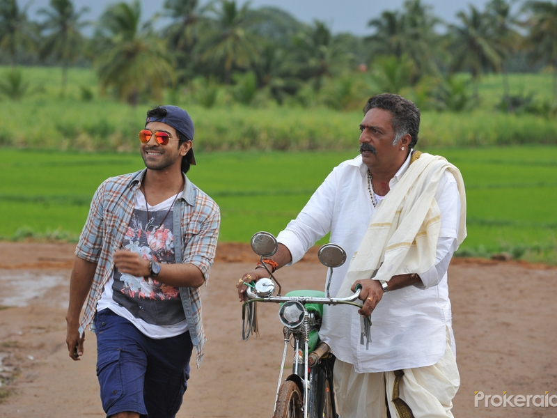 Foto 47 de Govindudu Andarivadele