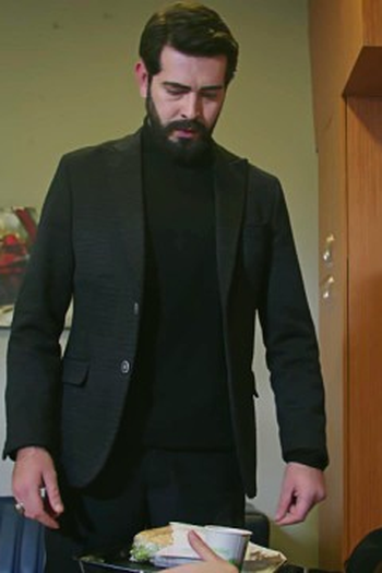Poster de Episódio 29. Bölüm (2023)