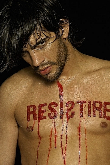Poster de Série Resistiré (1ª Temporada) (2003)