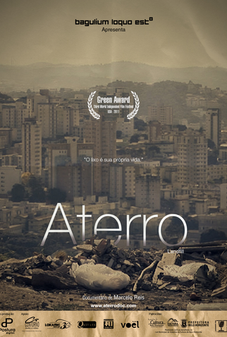 Poster 1 de Filme Aterro (2012)