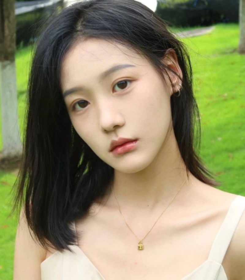 Zhang Xin Yi - Foto 1