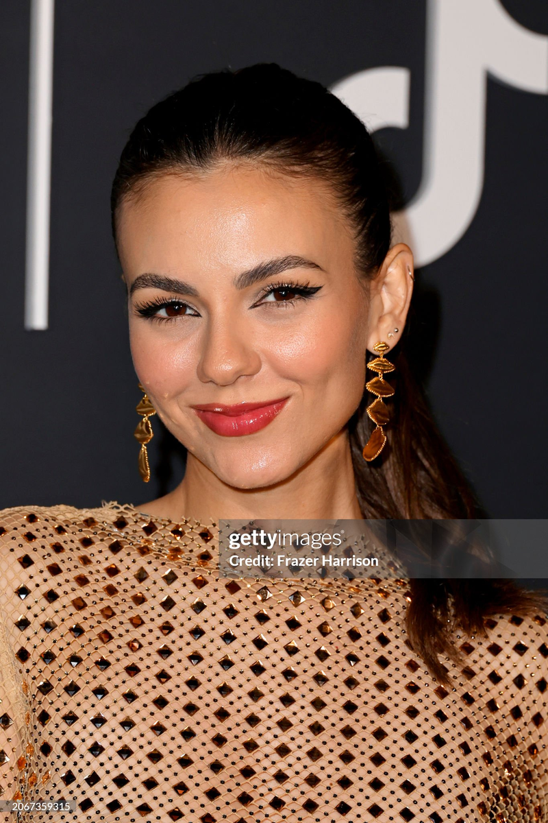 Victoria Justice - Foto 28