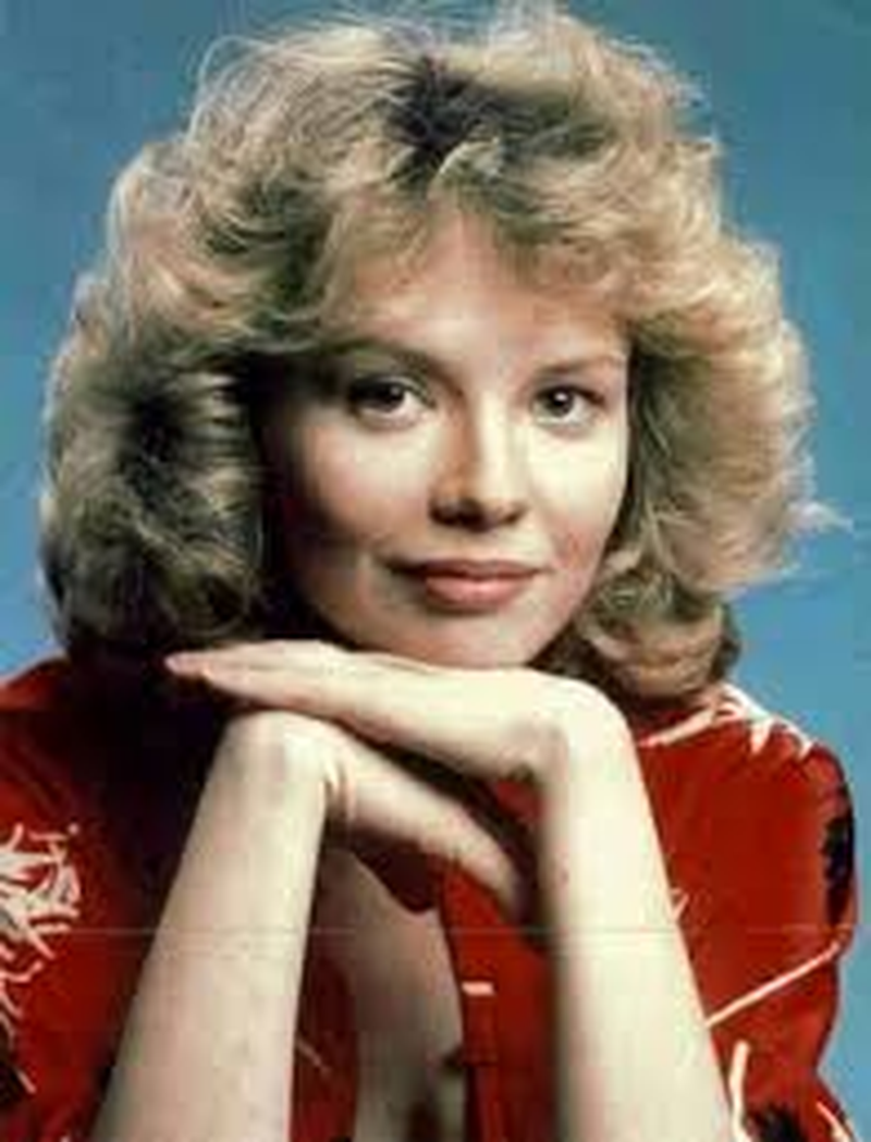 Kelli Maroney - Foto 1