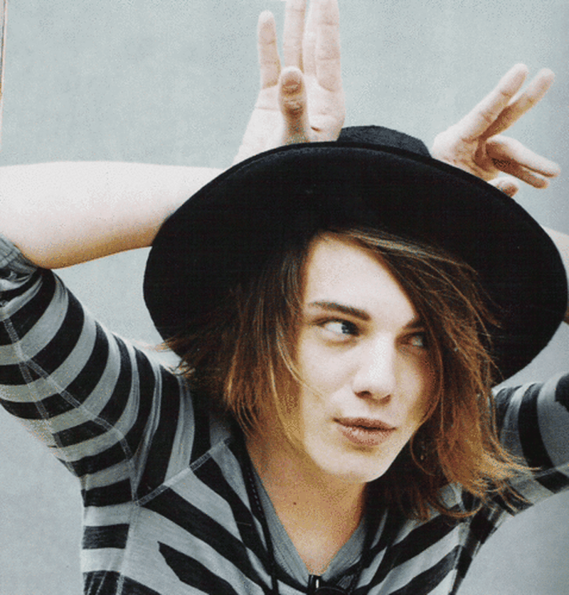 Jamie Campbell Bower - Foto 4