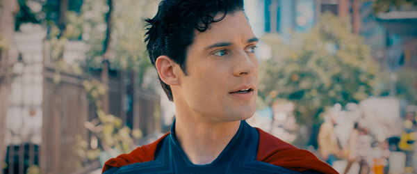 “Superman” é sobre “um imigrante” e destaca importância da bondade