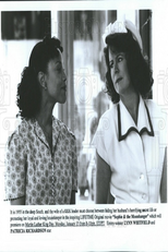 Vítimas do preconceito (Sophie and the Moonhanger)