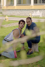 Hermanos, flores y besos (Hermanos, flores y besos)