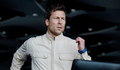 Glen Powell evita falar de política e atribui fracasso de “O Sobrevivente” a problemas na Paramount