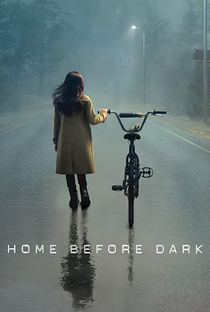 Home Before Dark (1ª Temporada) - Poster / Capa / Cartaz - Oficial 4