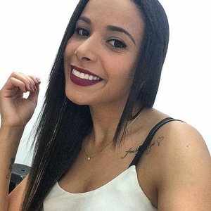 Foto de perfil de Hélen Caroline
