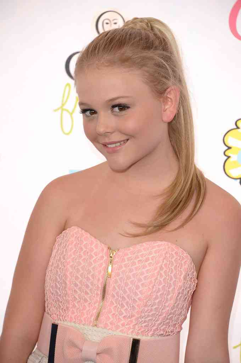 Emily Alyn Lind - Foto 2