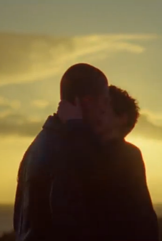 Poster 2 de Curta Every Breaking Wave (2015)