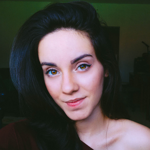 Foto de perfil de Júlia Oliveira