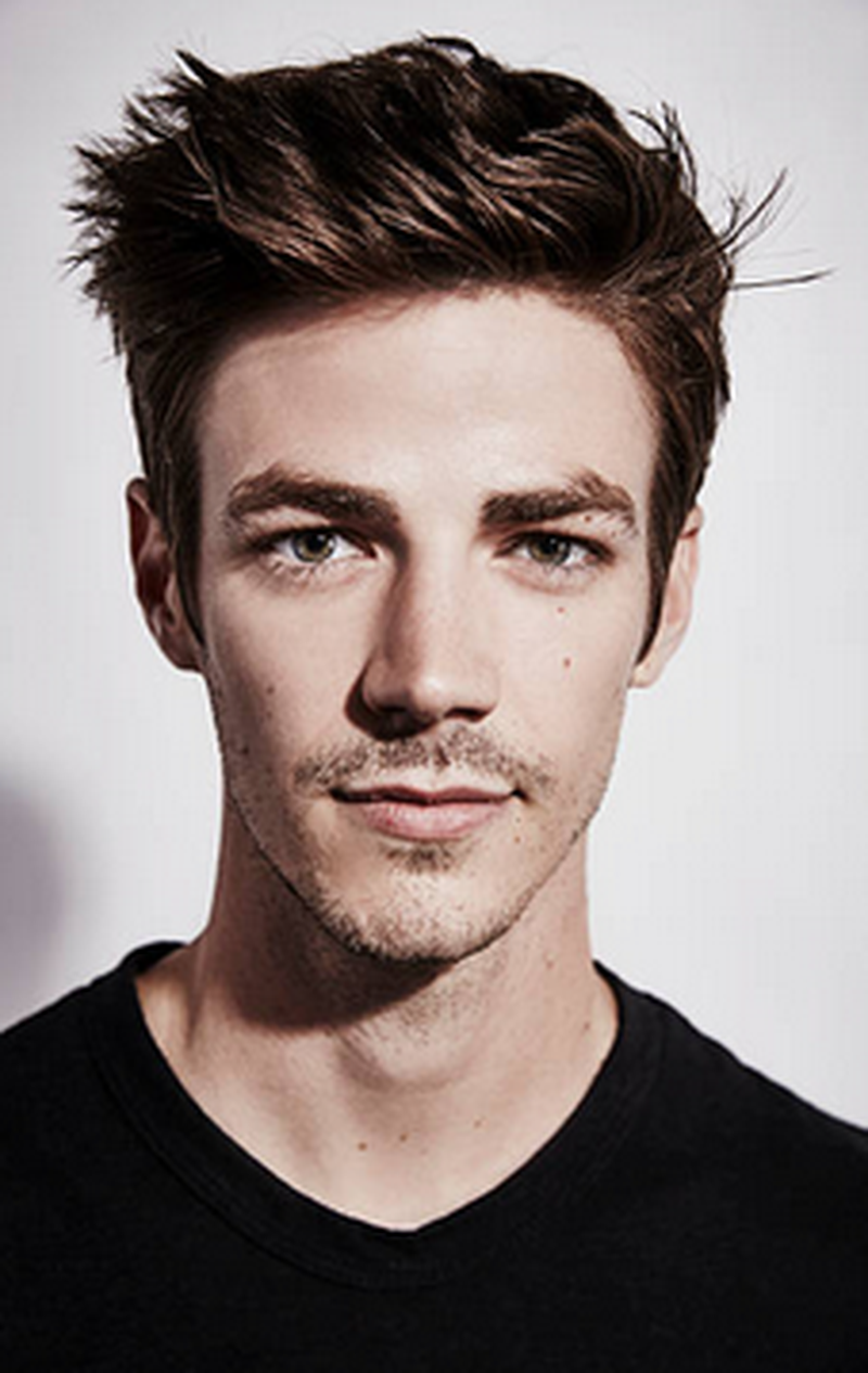 Grant Gustin - Foto 12