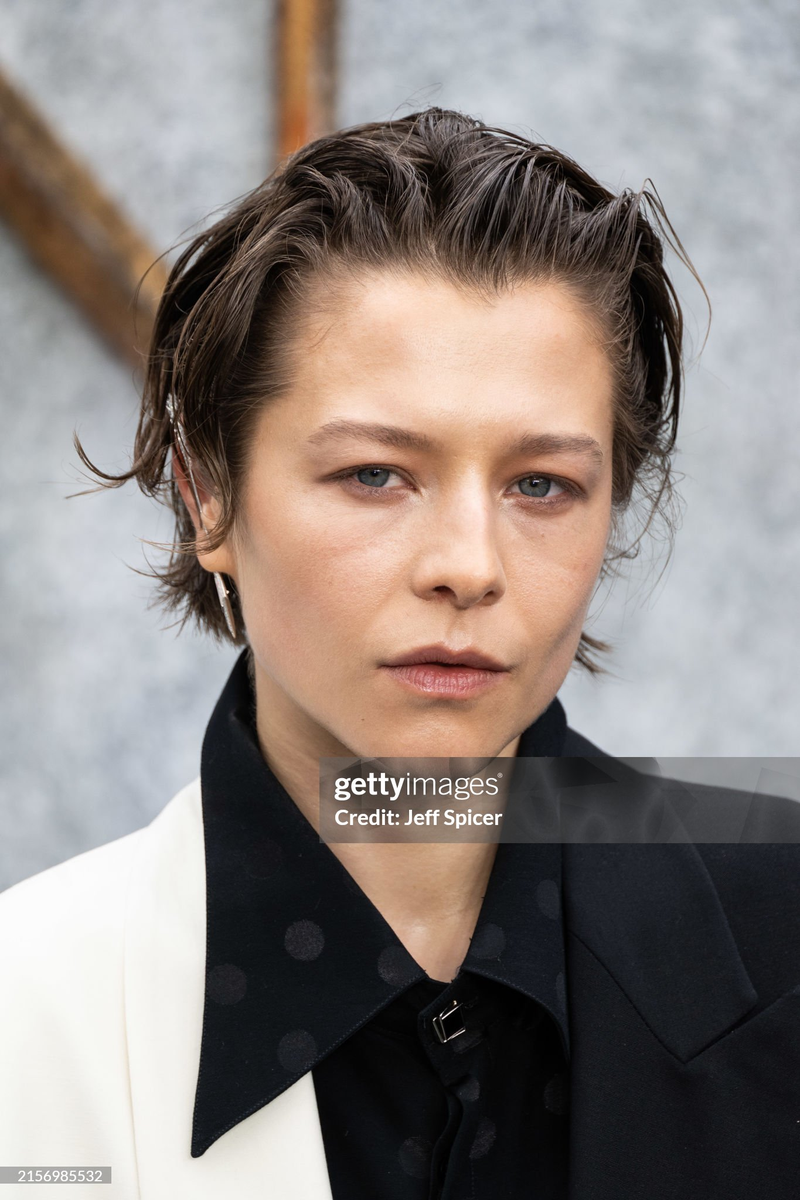 Emma D'Arcy - Foto 2