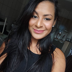 Foto de perfil de Thais Valenthiny
