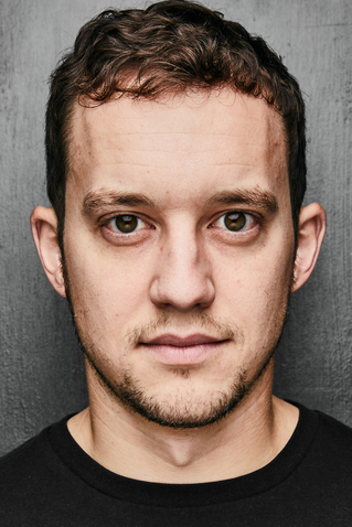 Jacob Zachar (16 de Maio de 1986) | Artista | Filmow