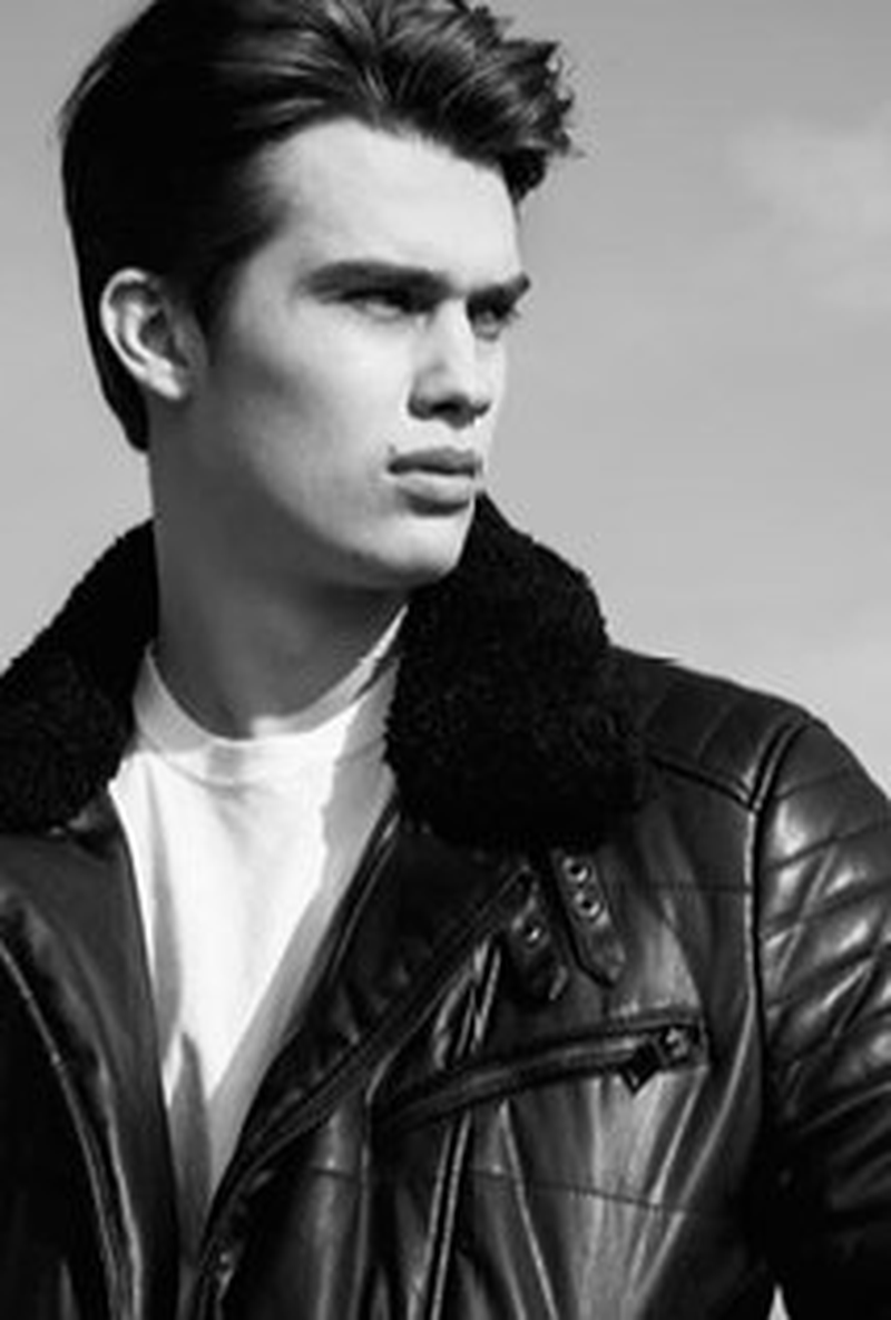 Nicholas Galitzine - Foto 11