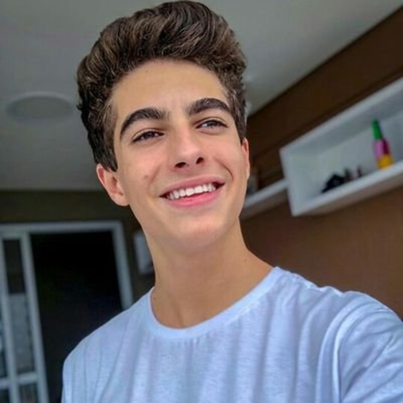 Lucas Burgatti - Foto 1