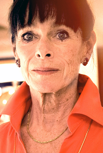 Geraldine Chaplin - Poster 3