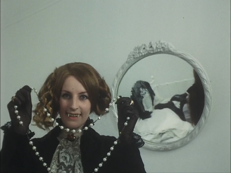 Foto 2 de Valerie e Sua Semana de Deslumbramentos