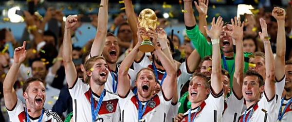 Filme sobre o título da Alemanha na Copa 2014 leva multidão aos cinemas