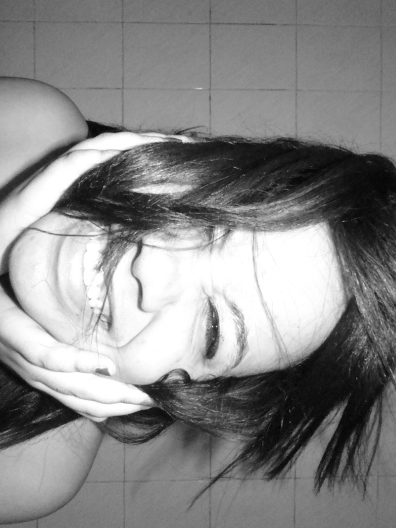 Luana Meneses - Foto 1
